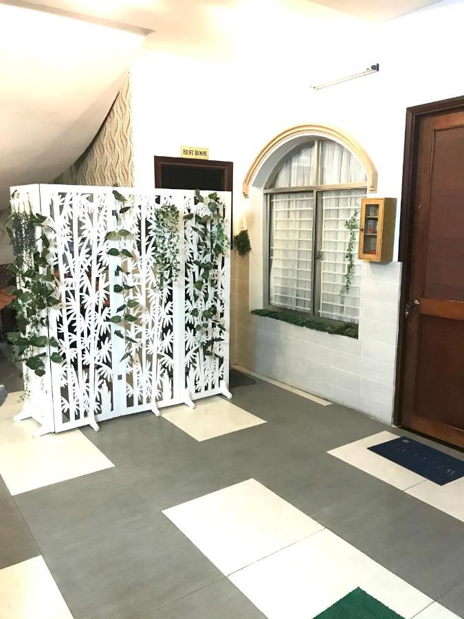 Huyen Tran Hotel Can Tho Exterior photo
