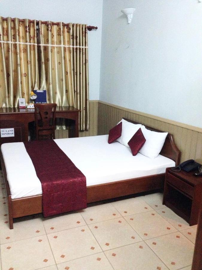 Huyen Tran Hotel Can Tho Exterior photo